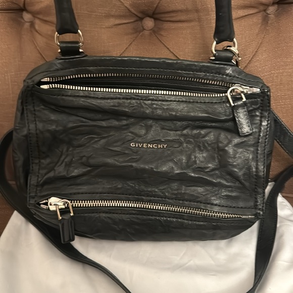 GIVENCHY
Black Wrinkled Sheepskin Leather Small Pandora Bag - Picture 11 of 12